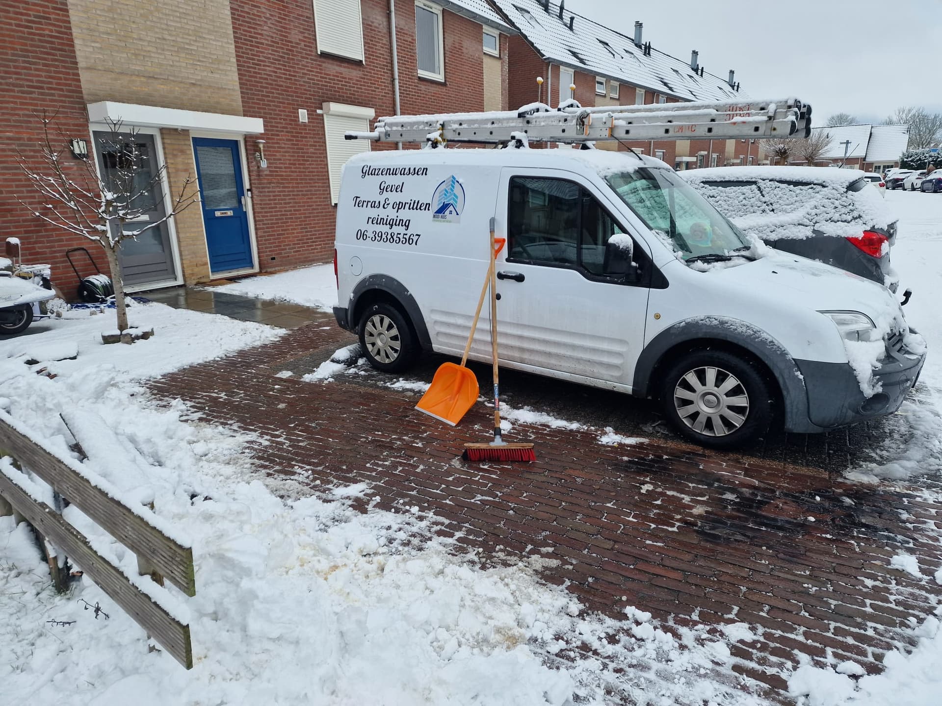 Winterdienst - Salzstreuung und Schneeräumung in Zeeland